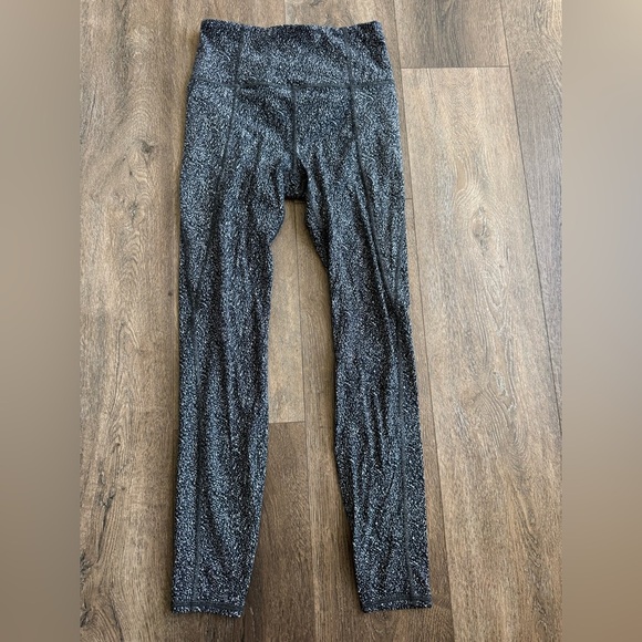 Athleta Lightning Static Leggings, women’s size XS. Black and white. - Picture 1 of 7